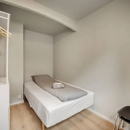 Appartamento Dinbnb I Romantic Surrourings